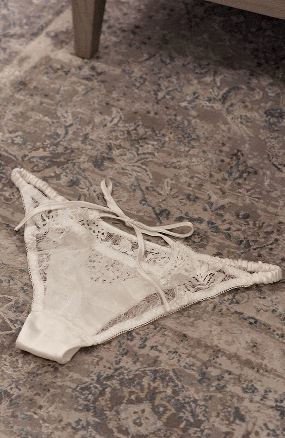 Keeping Secrets Boudoir Brief