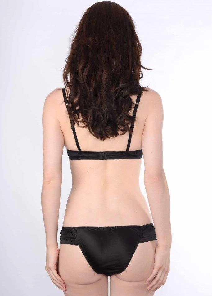 Pleated Underwire Bra (Black)