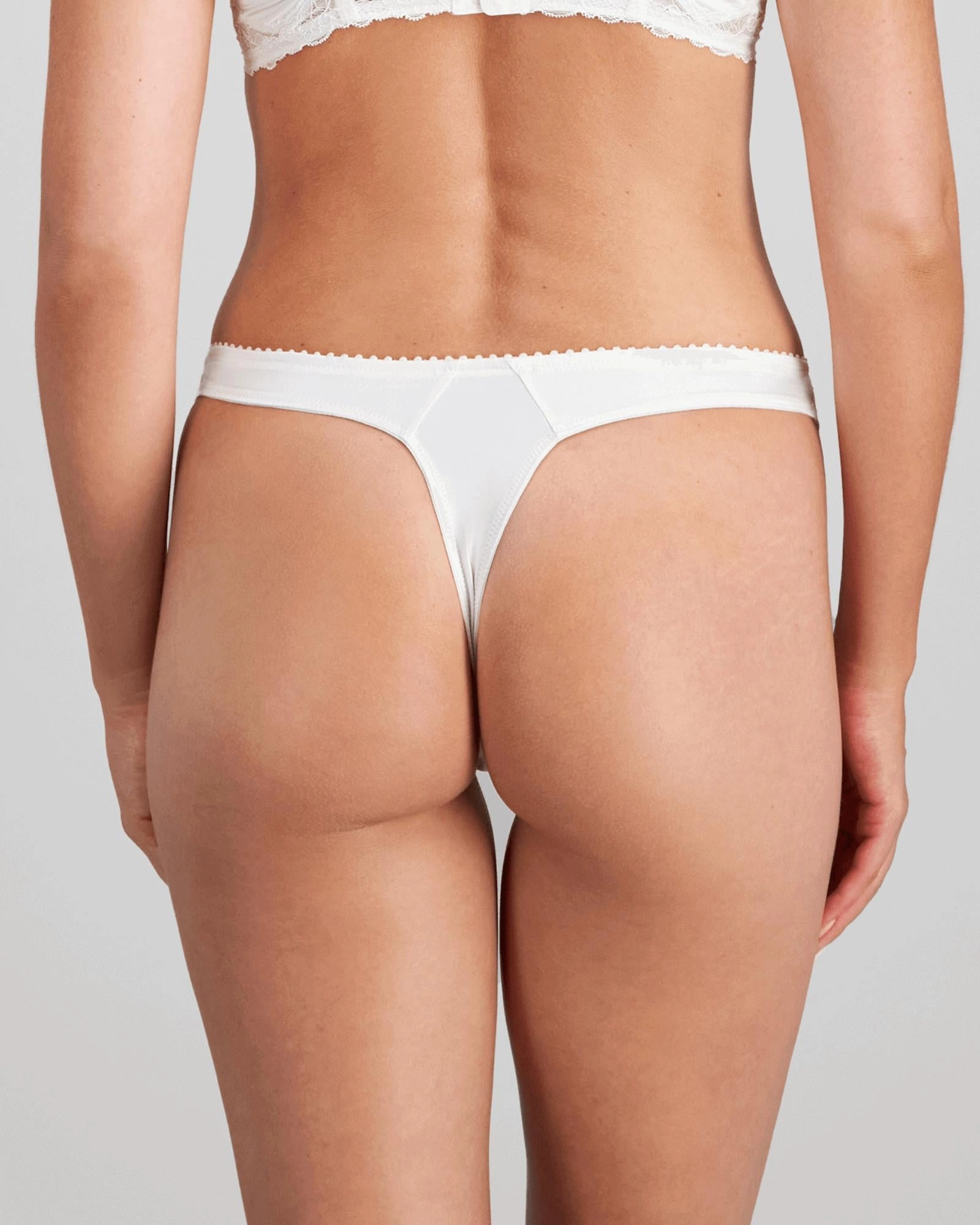 Shivani Thong - Clearance